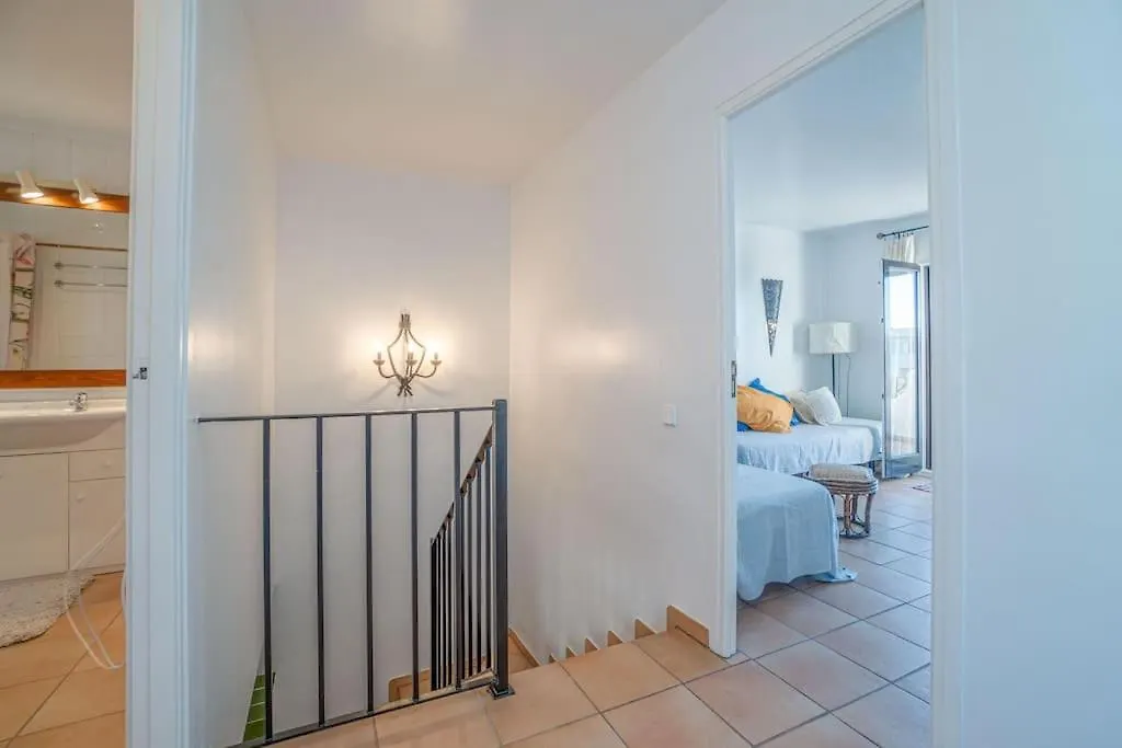 Holiday home 2027 Casa De Pescador Con 3 Habitaciones, Piscina Y Amarre By Homeselectspain Empuriabrava