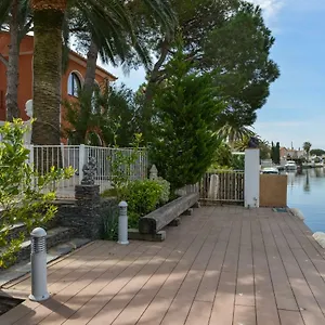 Requesens On Canal Ampuriabrava